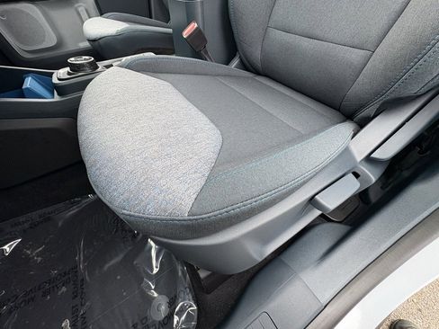 New 2025 Ford Maverick XLT image 36