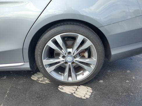 Used 2015 Mercedes-Benz C 300 Sedan image 33