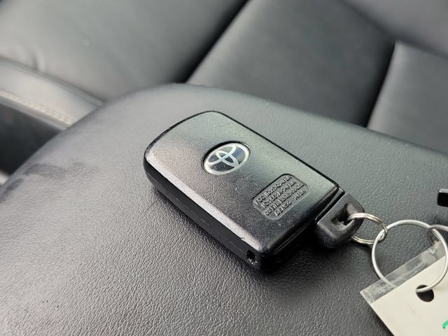 Used 2017 Toyota RAV4 Limited w/ Advanced Technology Package AWD/4WD image 36