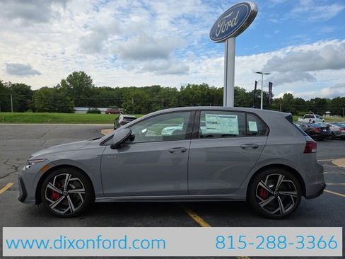 New 2025 Volkswagen GTI SE image 5