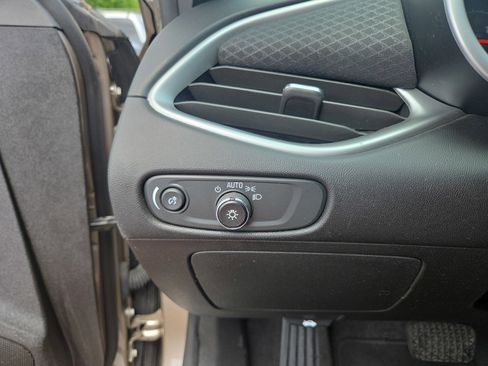 Used 2024 Chevrolet Malibu LT image 31