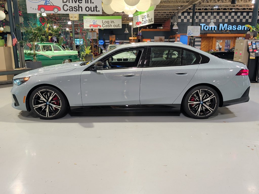 Certified 2025 BMW i5 M60 w/ Premium Package AWD/4WD image 21