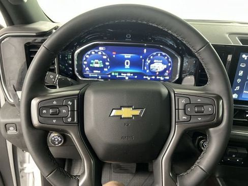 Certified 2024 Chevrolet Silverado 1500 High Country w/ Technology Package AWD/4WD image 11