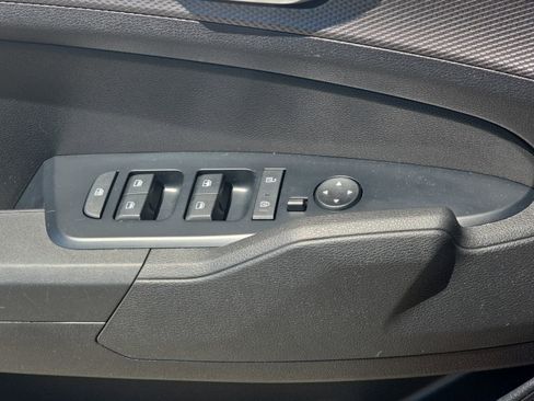 Used 2023 Kia Sportage LX FWD image 27