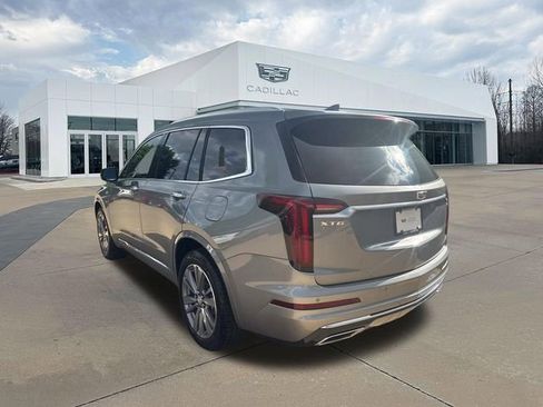 Certified 2025 Cadillac XT6 Premium Luxury FWD image 5