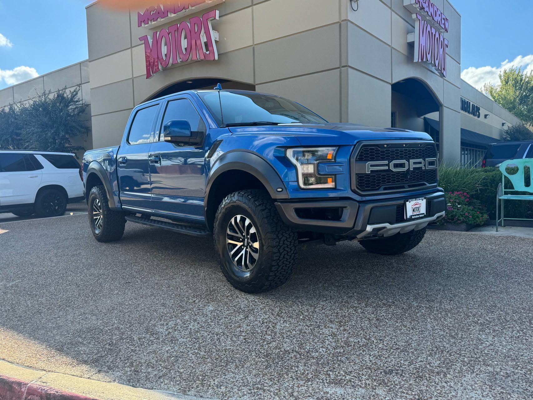 Used 2020 Ford F150 Raptor w/ Equipment Group 802A Luxury AWD/4WD image 6