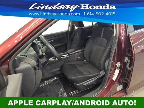 Used 2024 Nissan Sentra SV FWD image 11