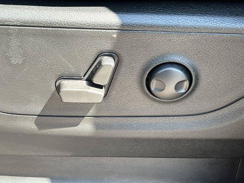 Used 2022 RAM 1500 Big Horn AWD/4WD image 12