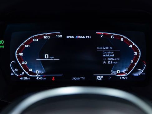 Used 2022 BMW Z4 M40i RWD image 2