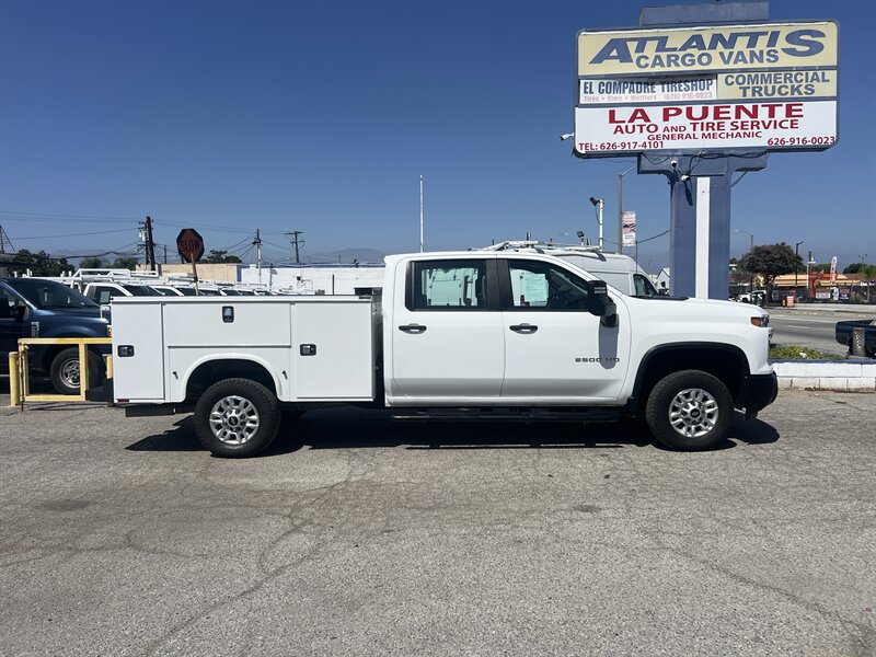 Used 2024 Chevrolet Silverado 2500 W/T w/ WT Fleet Convenience Package AWD/4WD image 2