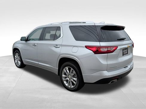 Used 2020 Chevrolet Traverse High Country FWD image 7