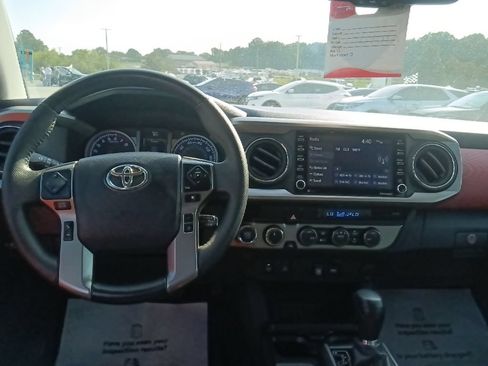 Used 2023 Toyota Tacoma SR5 w/ Technology Package AWD/4WD image 25