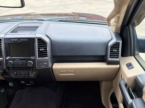 Used 2016 Ford F150 XLT w/ Equipment Group 302A Luxury AWD/4WD image 18