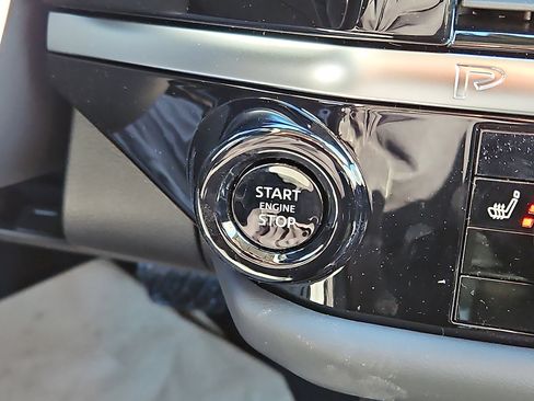 New 2026 Nissan Pathfinder SV image 16