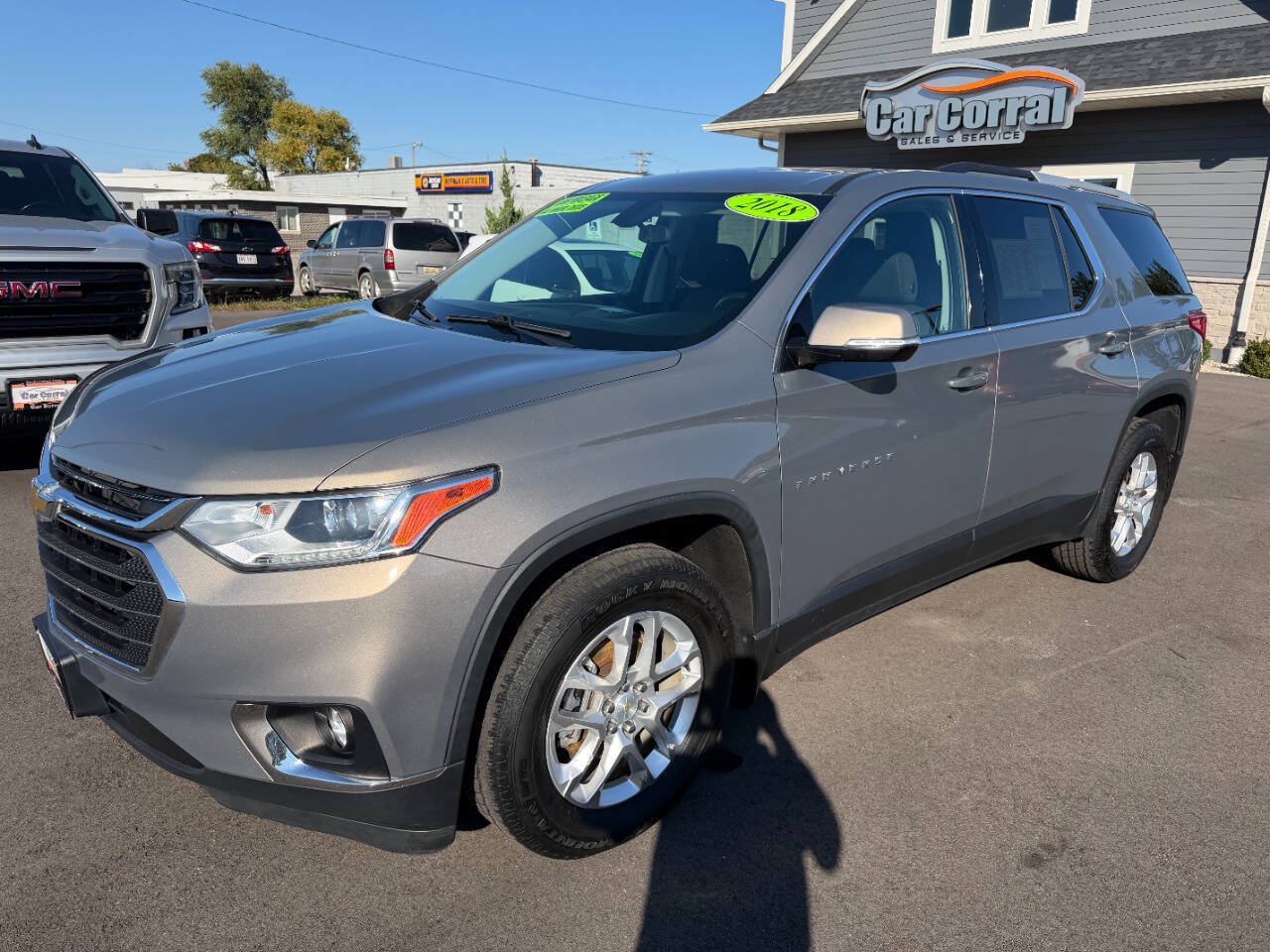 Used 2018 Chevrolet Traverse LT AWD/4WD image 1