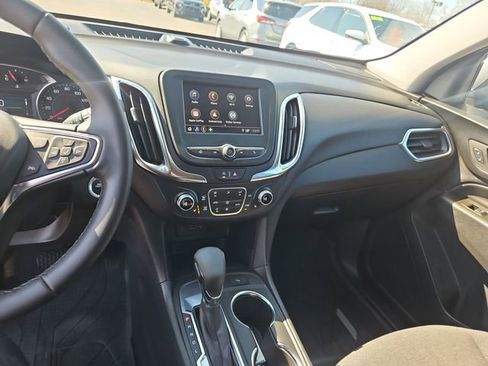 Used 2024 Chevrolet Equinox LT w/ LPO, Floor Liner Package FWD image 17