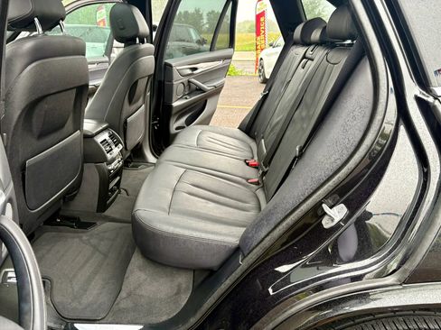 Used 2018 BMW X5 xDrive35d w/ M Sport Package AWD/4WD image 19