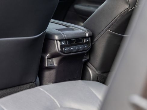 Used 2025 Toyota Grand Highlander AWD image 32