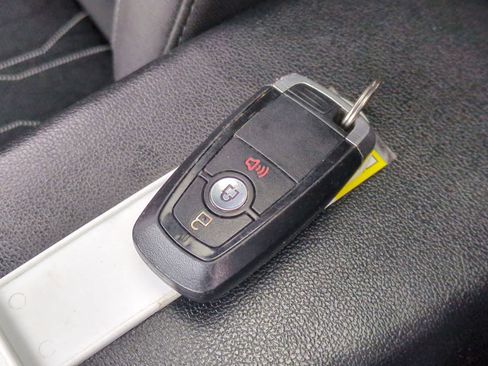 Used 2019 Ford EcoSport SE w/ SE Convenience Package AWD/4WD image 13