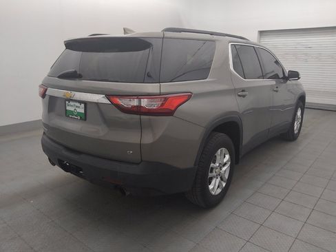 Used 2019 Chevrolet Traverse LT FWD image 9