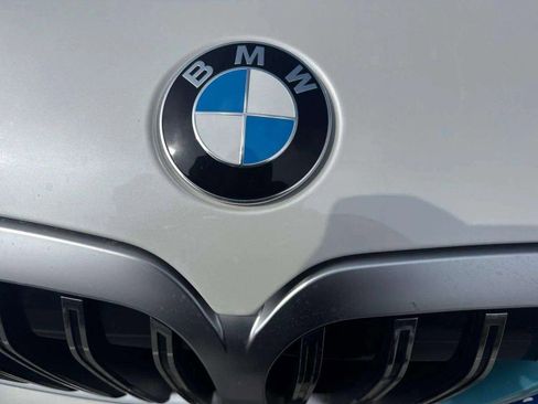 Used 2023 BMW X7 xDrive40i w/ Premium Package AWD/4WD image 49