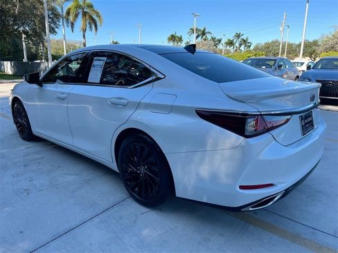 Certified 2024 Lexus ES 350 Ultra Luxury image 7