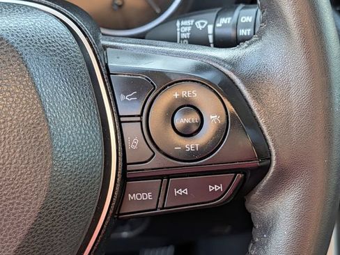 Used 2024 Toyota RAV4 XLE Premium FWD image 20