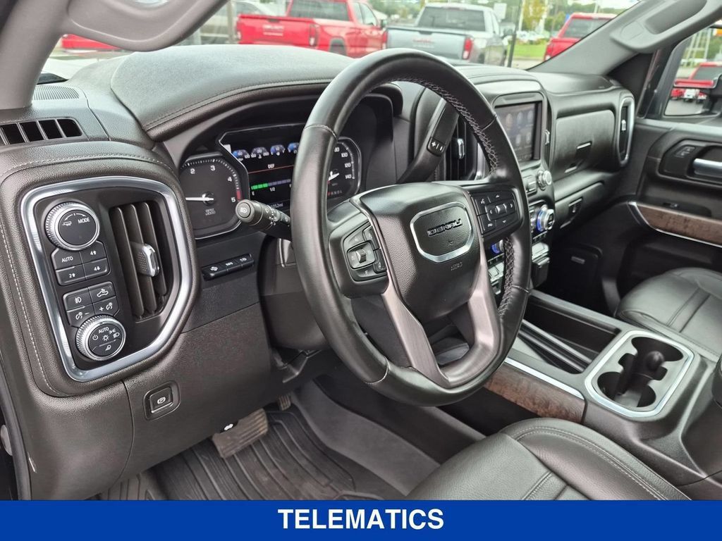 Used 2023 GMC Sierra 3500 Denali w/ Denali Ultimate Package AWD/4WD image 12