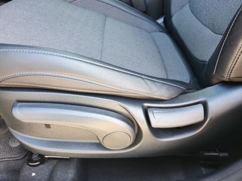 Used 2024 Kia Seltos S image 16