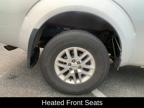 Used 2016 Nissan Frontier SV w/ SV Value Truck Package AWD/4WD image 30