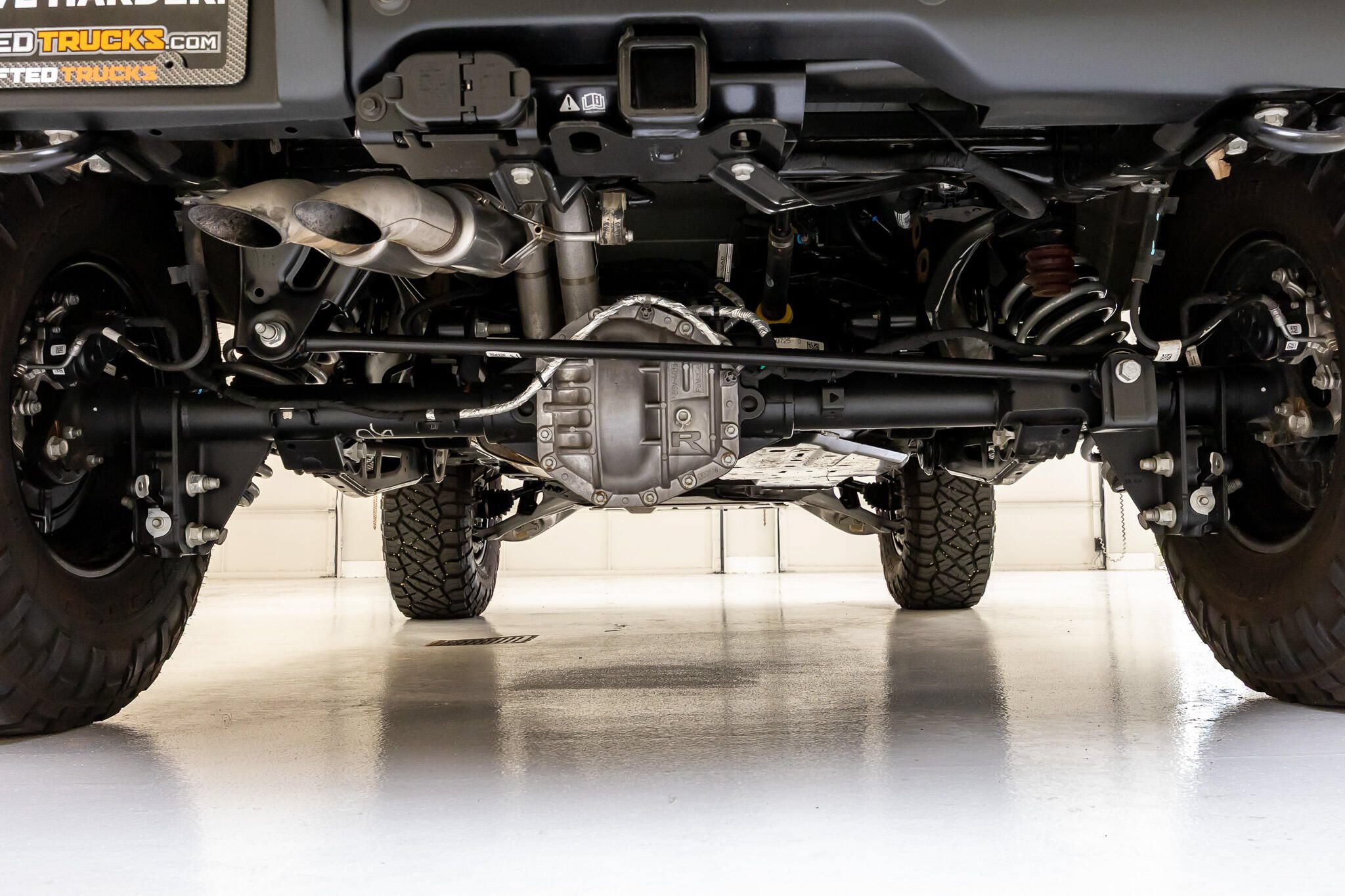 Used 2024 Ford Bronco Raptor w/ Interior Carbon Fiber Pack 6 AWD/4WD image 15