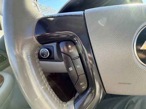 Used 2007 Chevrolet Suburban LT w/ LT Preferred Equipment Group image 26