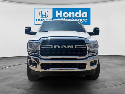 Used 2024 RAM 2500 Big Horn w/ Off Road Package AWD/4WD image 2