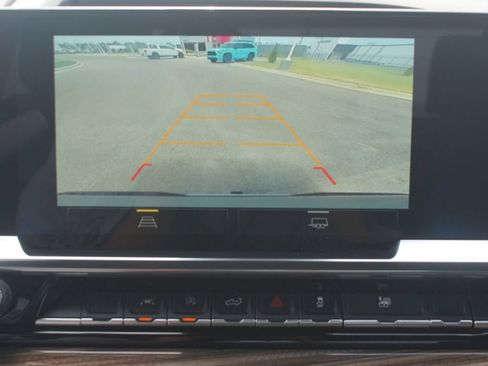 Used 2026 Chevrolet Silverado 1500 RST w/ RST Select Package AWD/4WD image 8