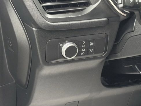 Used 2022 Ford Escape SE image 15