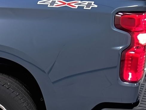 Used 2024 Chevrolet Silverado 1500 Custom image 10