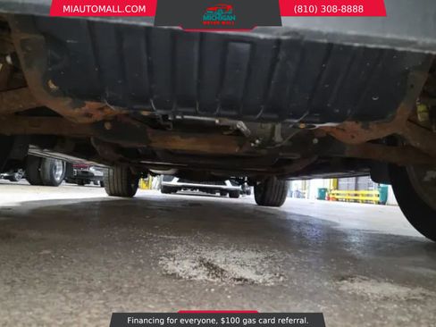 Used 2011 GMC Yukon Denali image 27