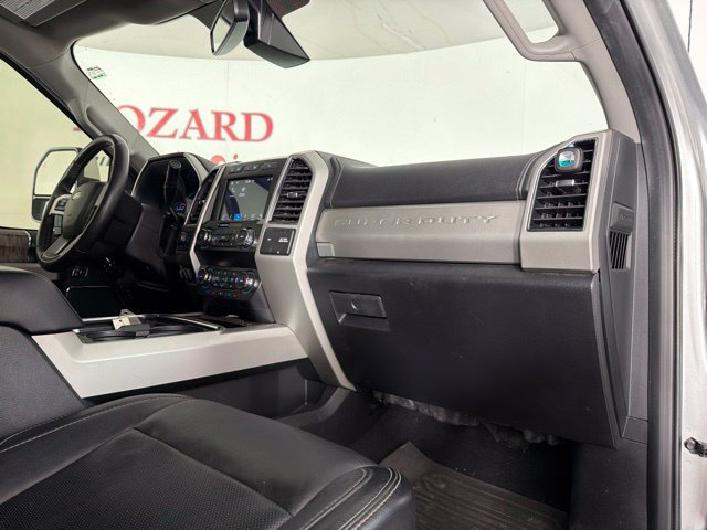 Used 2019 Ford F250 Lariat w/ Lariat Ultimate Package AWD/4WD image 31