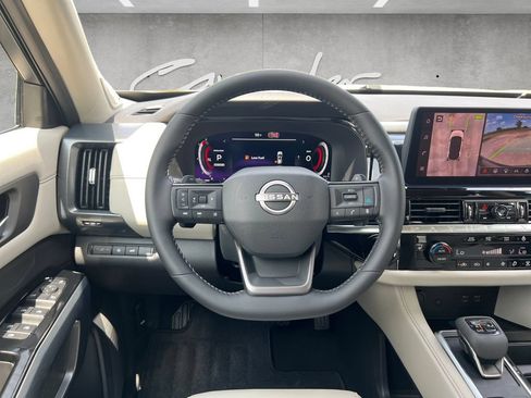 New 2026 Nissan Pathfinder SL w/ SL Premium Package FWD image 22
