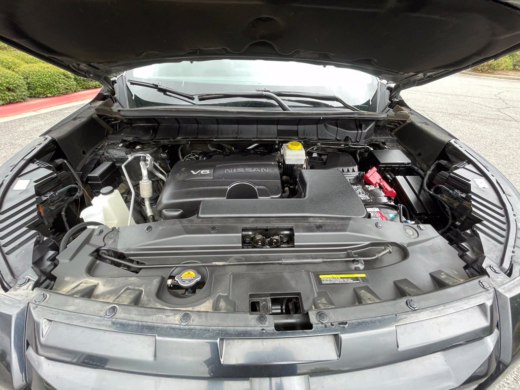 Used 2023 Nissan Pathfinder Platinum w/ Black Appearance Package FWD image 34