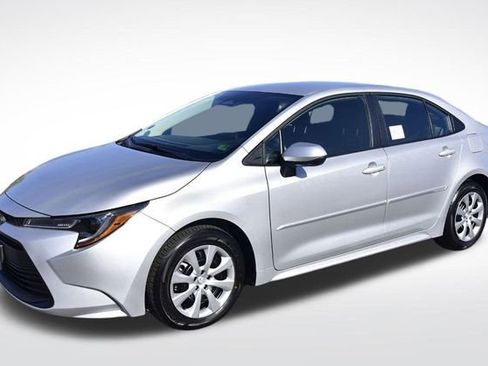 New 2026 Toyota Corolla LE image 1