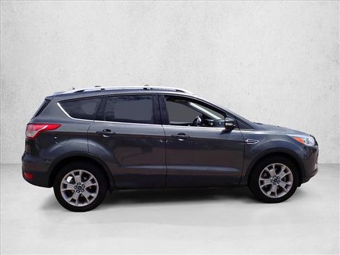 Used 2016 Ford Escape Titanium w/ Canadian Touring Package AWD/4WD image 9