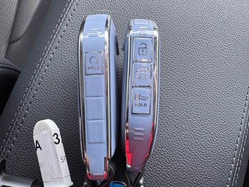 Used 2026 Kia Sportage EX w/ EX Panoramic Sunroof Package image 34