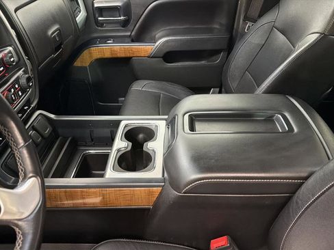 Used 2014 GMC Sierra 1500 SLT w/ SLT Preferred Package RWD image 26