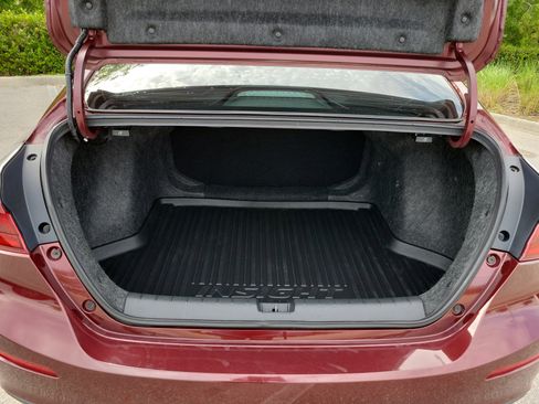 Used 2019 Honda Insight Touring image 7