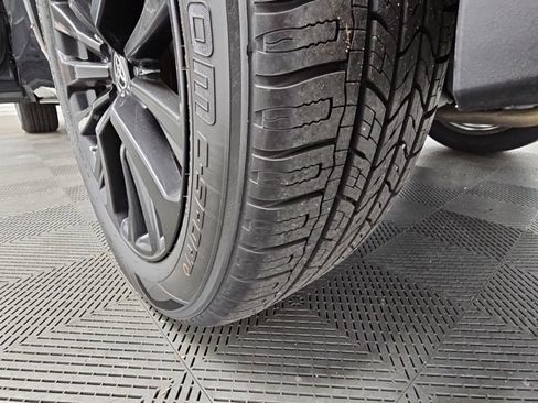 Used 2024 Toyota Highlander XSE FWD image 47