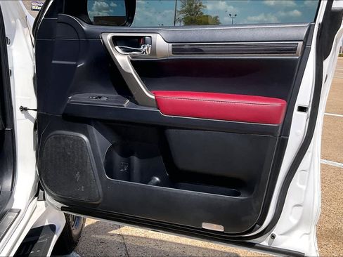 Used 2020 Lexus GX 460 Premium AWD/4WD image 26