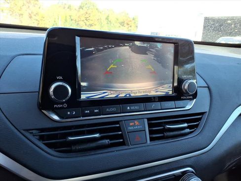 Used 2021 Nissan Altima 2.5 S image 9