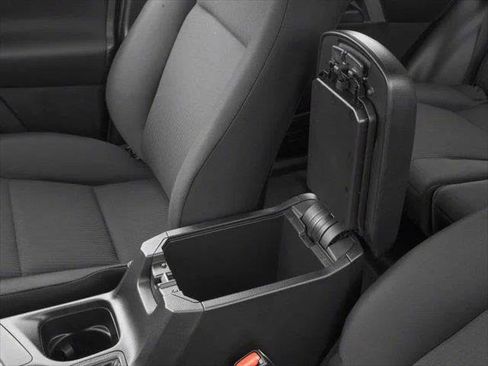 Used 2018 Toyota RAV4 LE w/ All Weather Liner Package AWD/4WD image 32