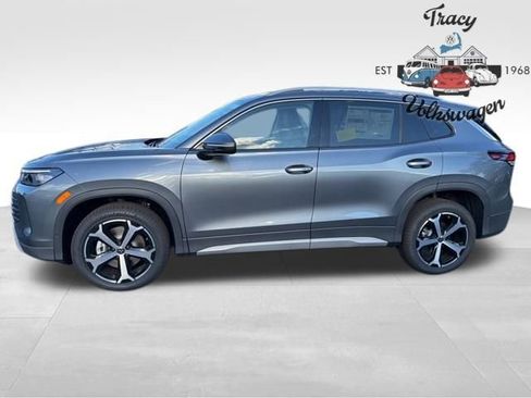 New 2026 Volkswagen Tiguan SE image 4